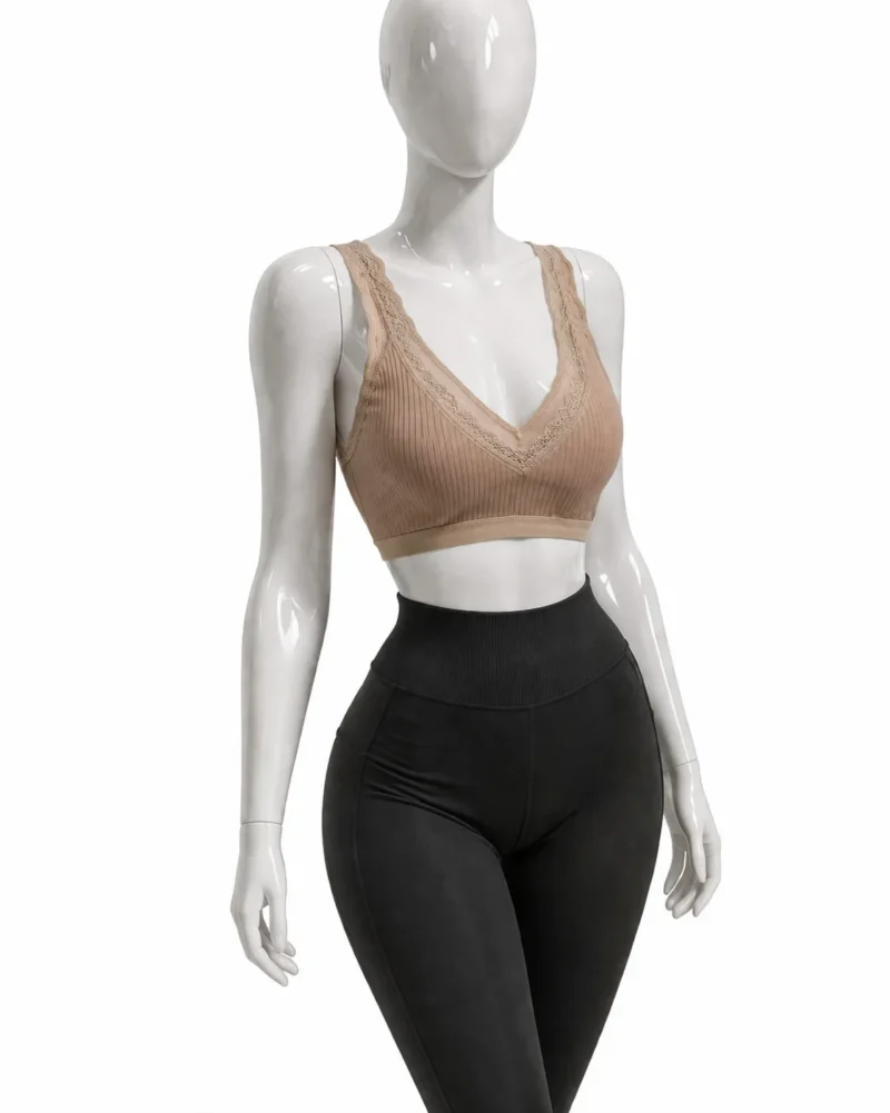 Дамско бежово бюстие с дантела без банели удобно дамско бельо